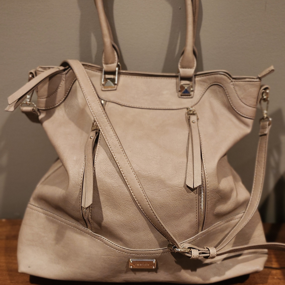 Nine West Tan Tote Bag with Textured Finish and Detachable Strap